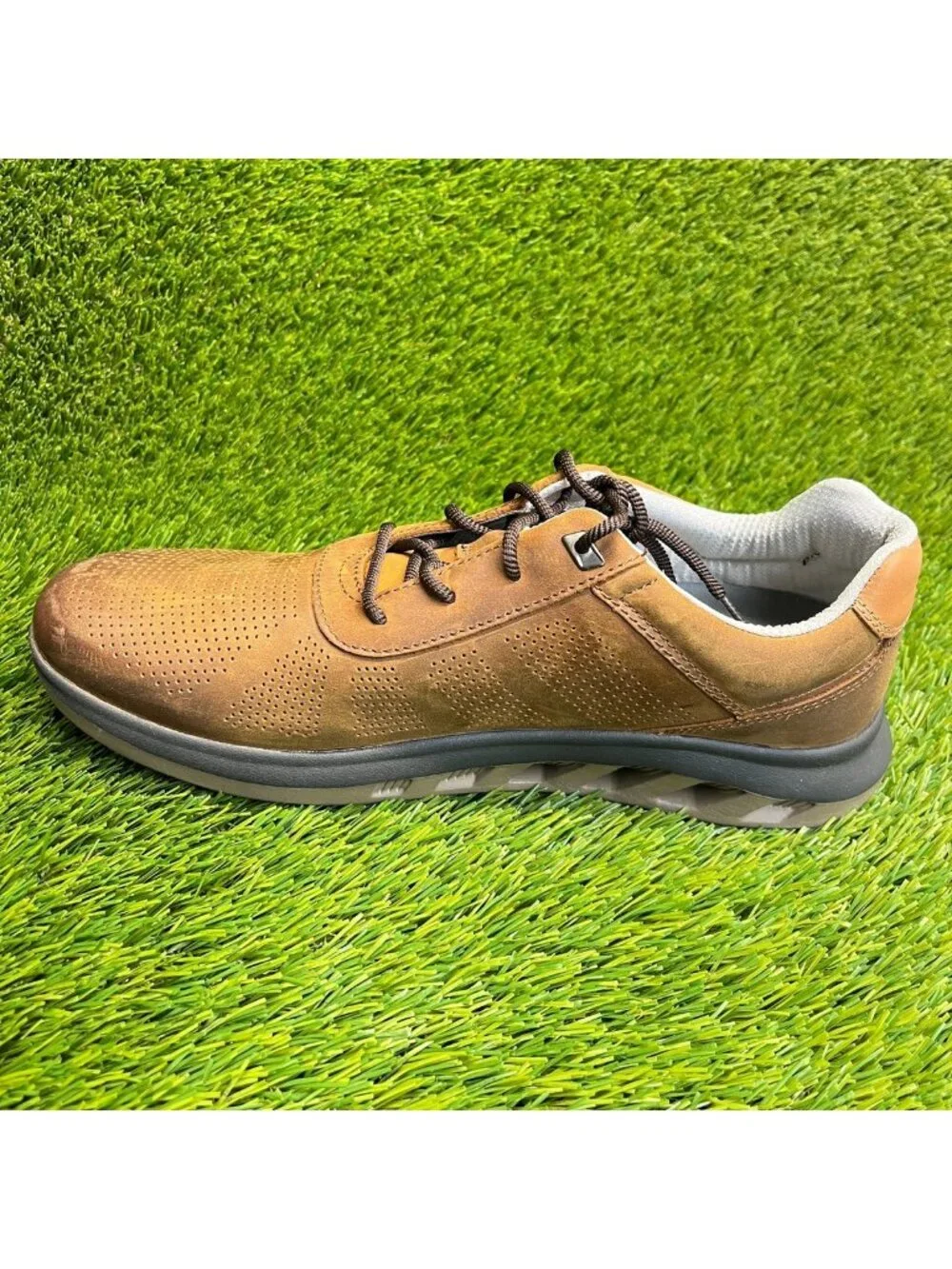Johnston & Murphy Activate U-Throat Mens Size 9.5M Brown Casual Dress Shoes